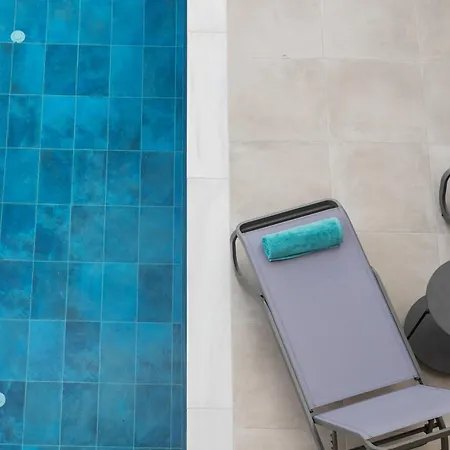 Avithos - Lassu Retreat 아파트 Zóla