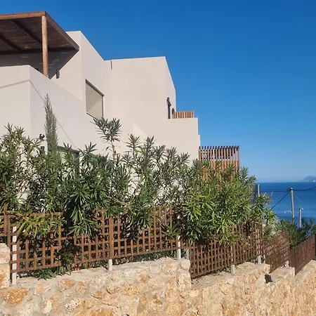 Avithos - Lassu Retreat דירה *