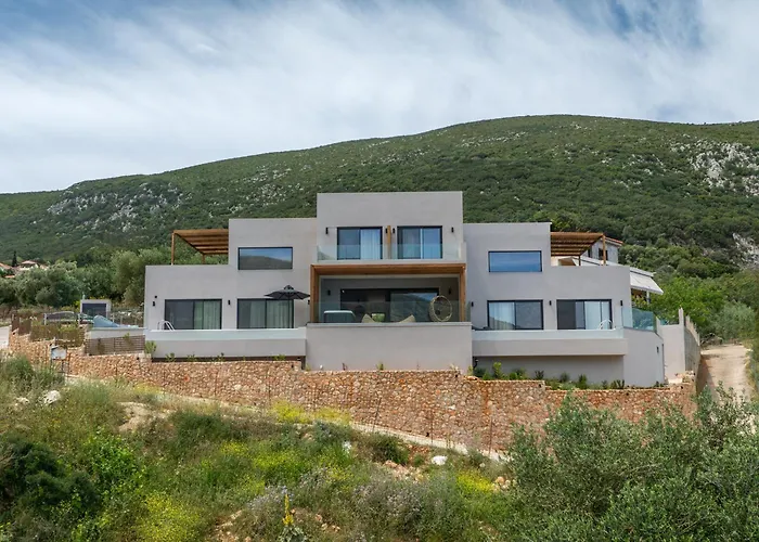 Avithos - Lassu Retreat