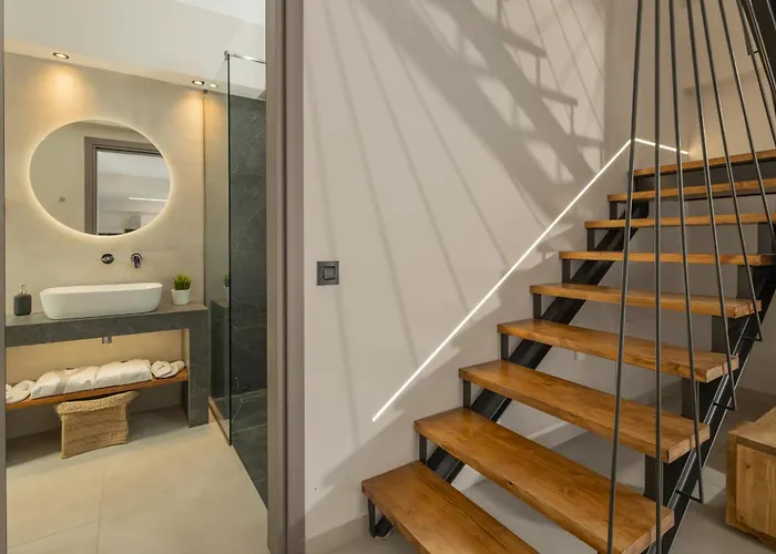 Avithos - Lassu Retreat