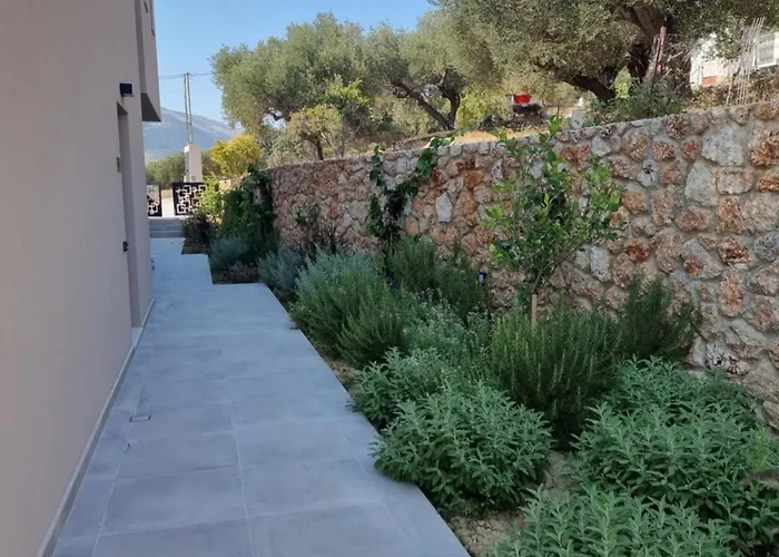 Avithos - Lassu Retreat * Ζόλα